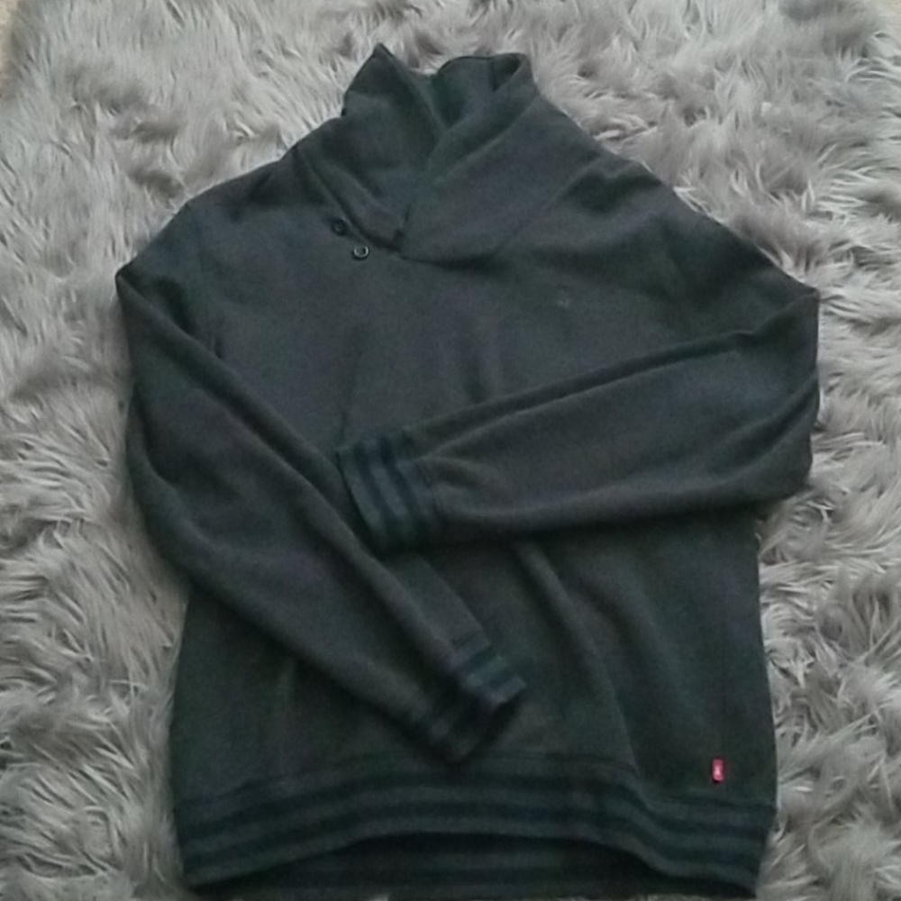 Izod pull over top